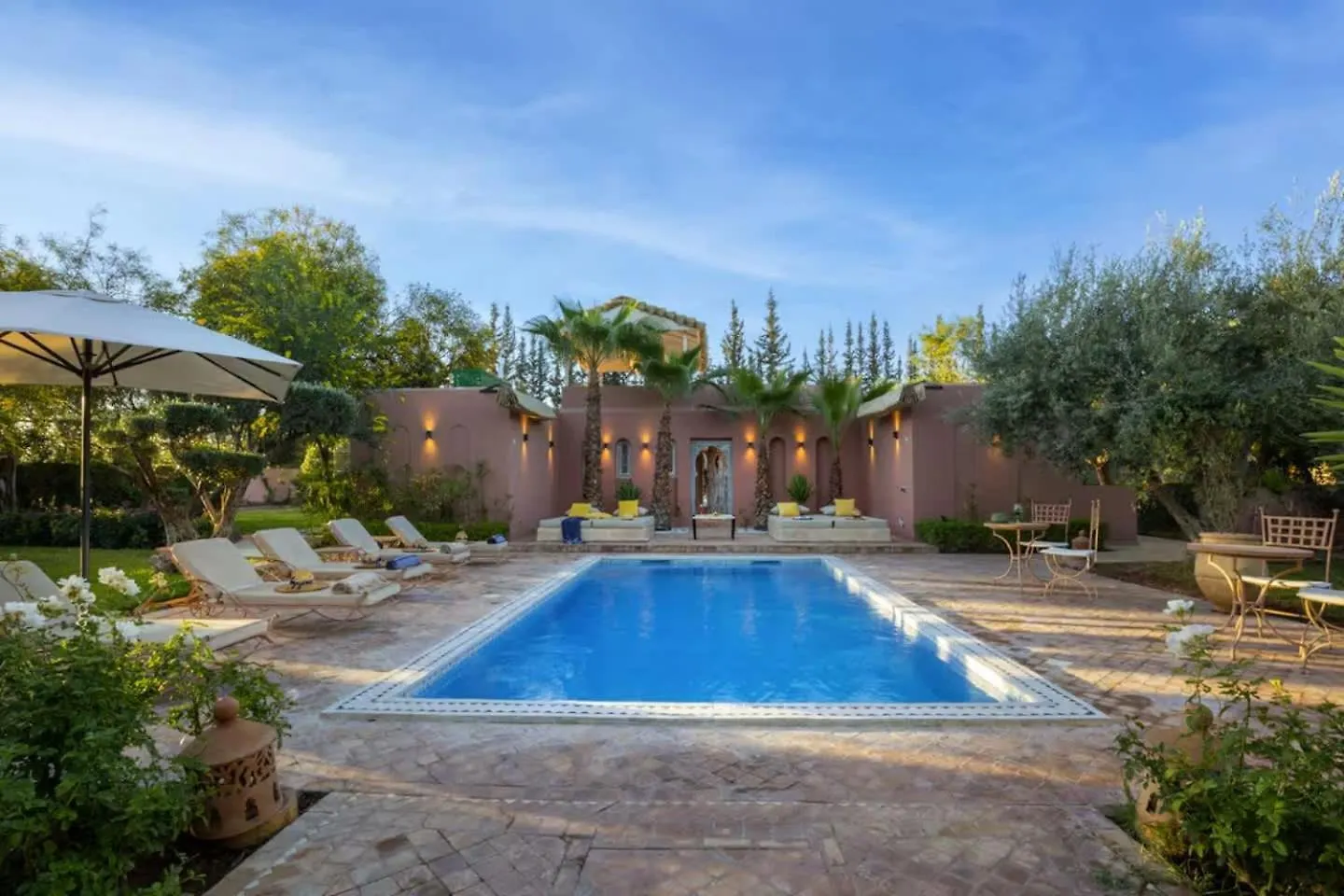 Mini-hôtel Villa Layyine Avec Personnel, Piscine, Spa Et Sports Marrakesh Maroc