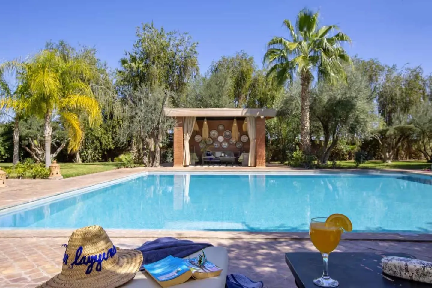 Mini-hôtel Villa Layyine Avec Personnel, Piscine, Spa Et Sports Marrakesh