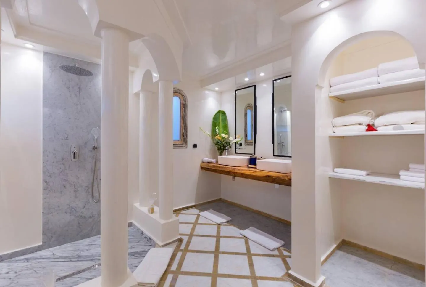 Mini-hôtel Villa Layyine Avec Personnel, Piscine, Spa Et Sports Marrakesh